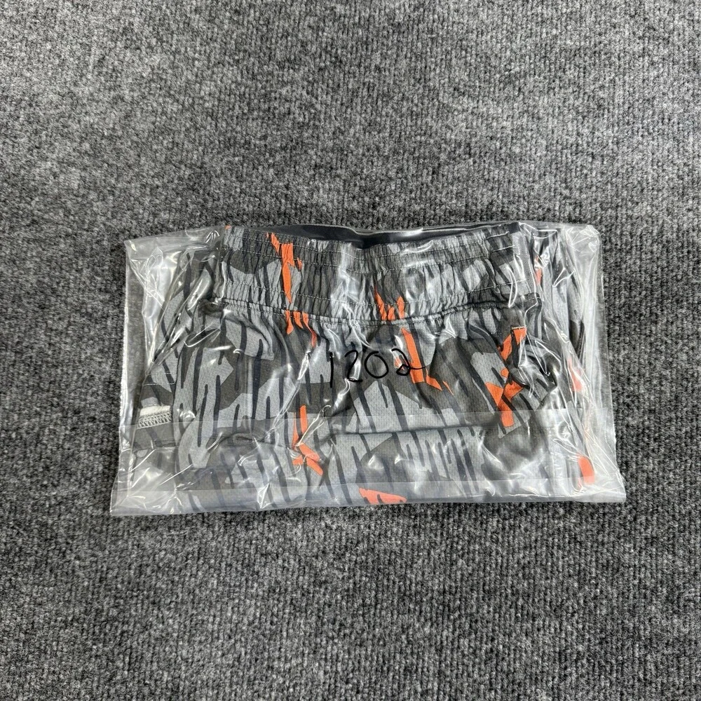 Under Armour Mens Large Loose Camo Shorts Gray Orange Athletic Training Gym